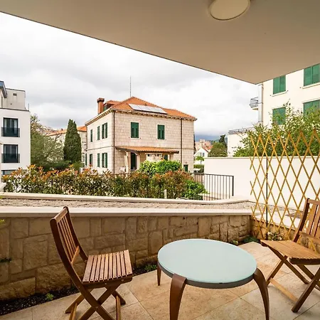 Appartamento Stylish Moskar With Balcony & Parking Lapad