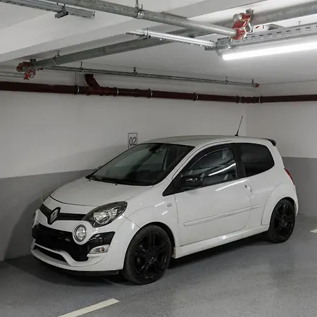 Апартаменты Stylish Moskar With Balcony & Parking Lapad *